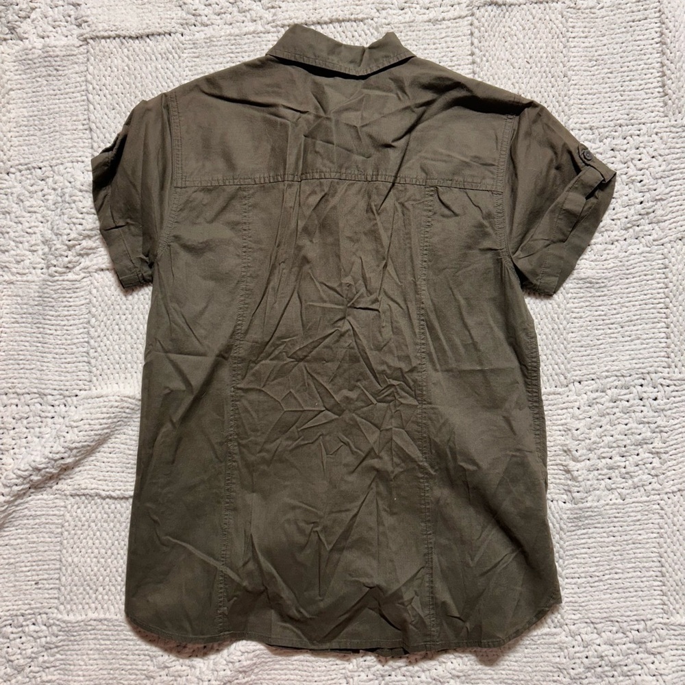 Y2K Eddie Bauer Short Sleeve Olive Green Button-Up - Picture 2 of 5
